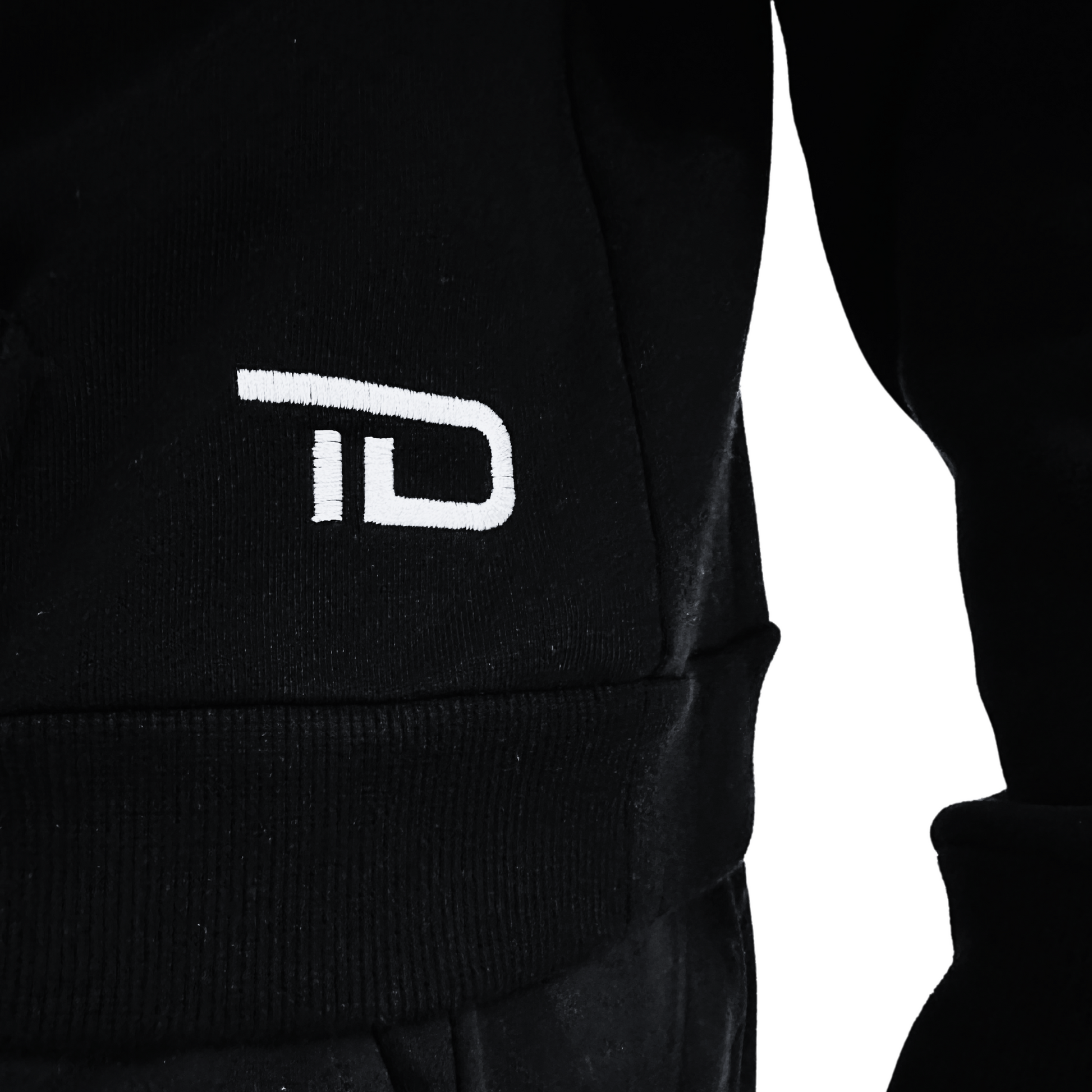 "SHNOSH" ZIP HOODIE BLACK