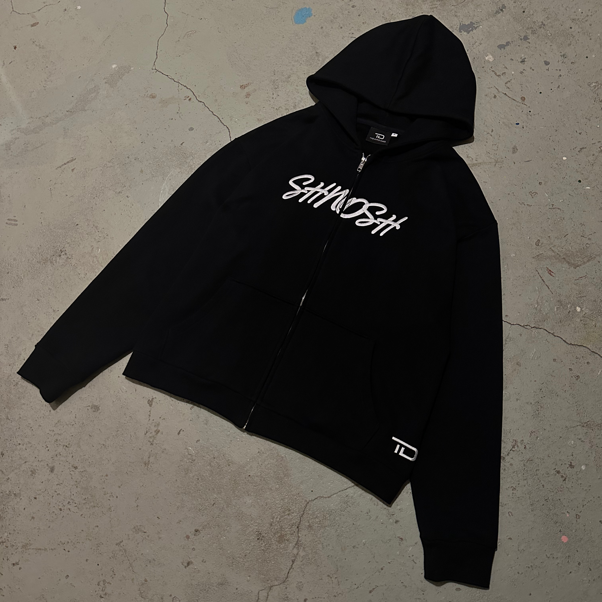 "SHNOSH" ZIP HOODIE BLACK