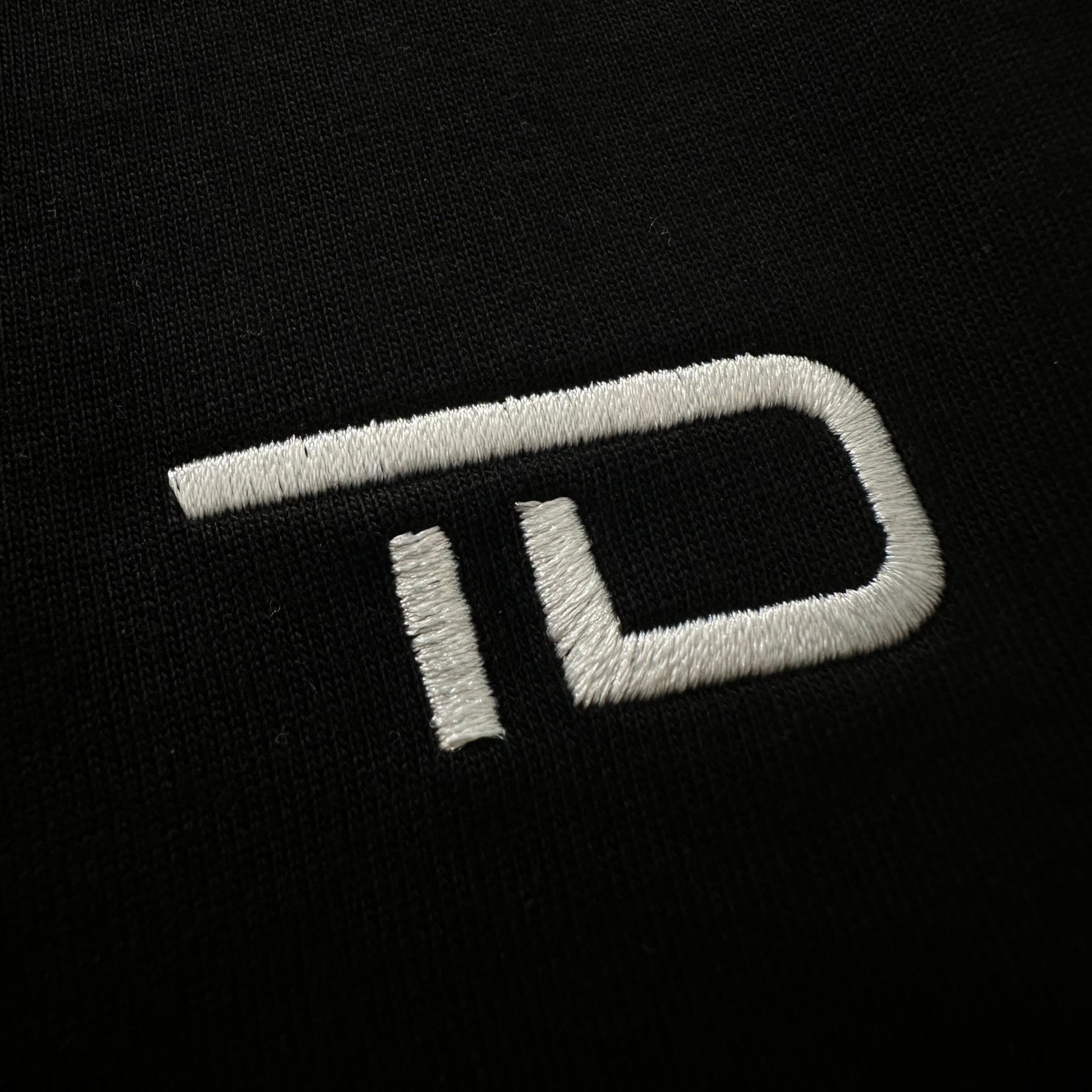 "DARDANIA" TEE - BLACK