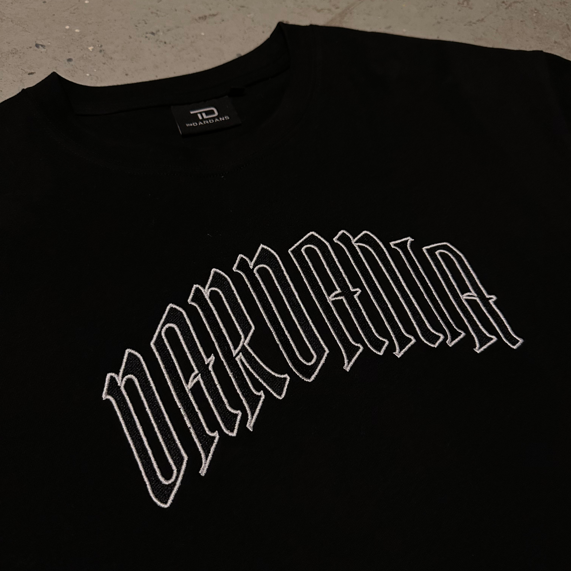 "DARDANIA" TEE - BLACK